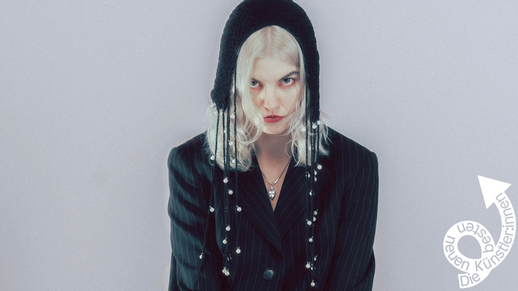 Antonia XM: Wenn düstere Club-Sounds auf softe Melodien treffen